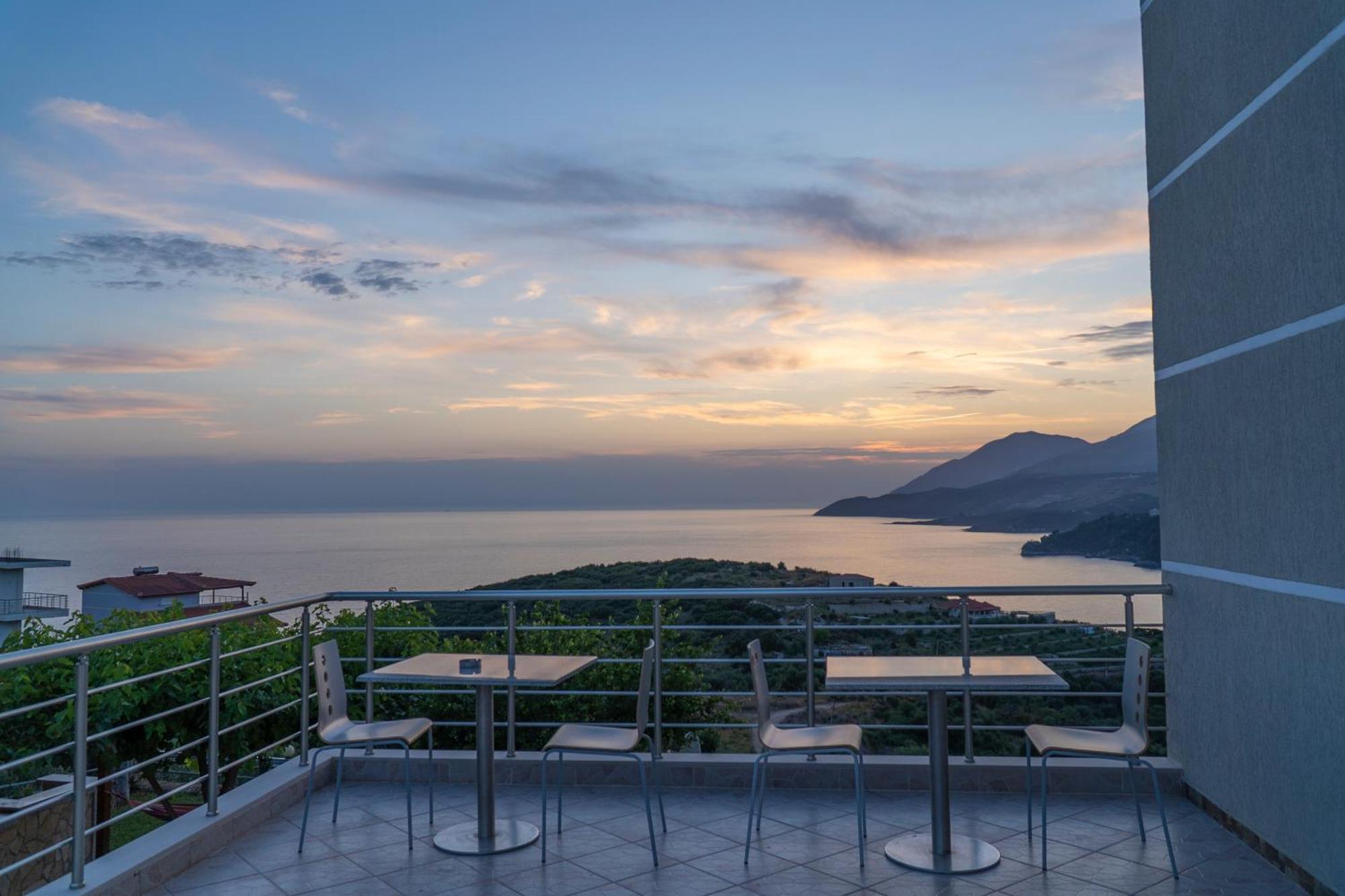 Sunset Serenity ฮีมาเรอ ภายนอก รูปภาพ